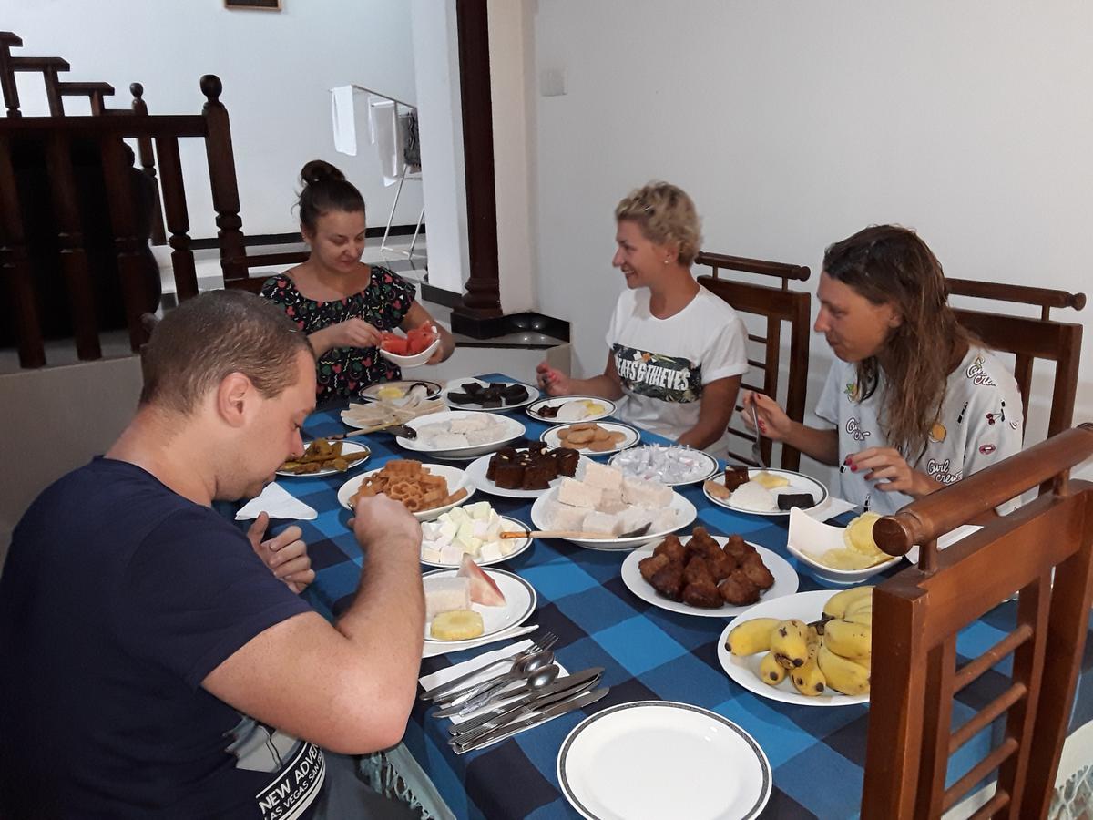 היקדואה Darshani Hikka Villa מראה חיצוני תמונה